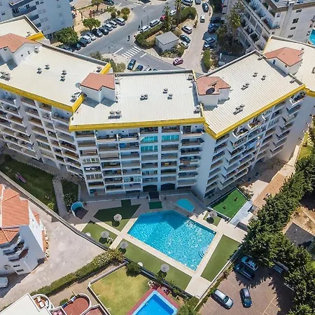 Apartment Edificio Julio Dinis *